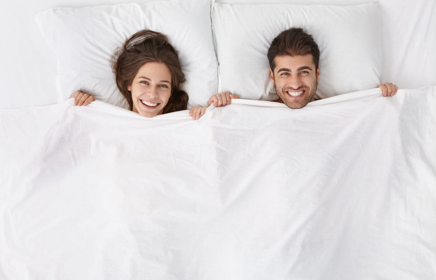 картинки под одеялом мужчина и женщина
